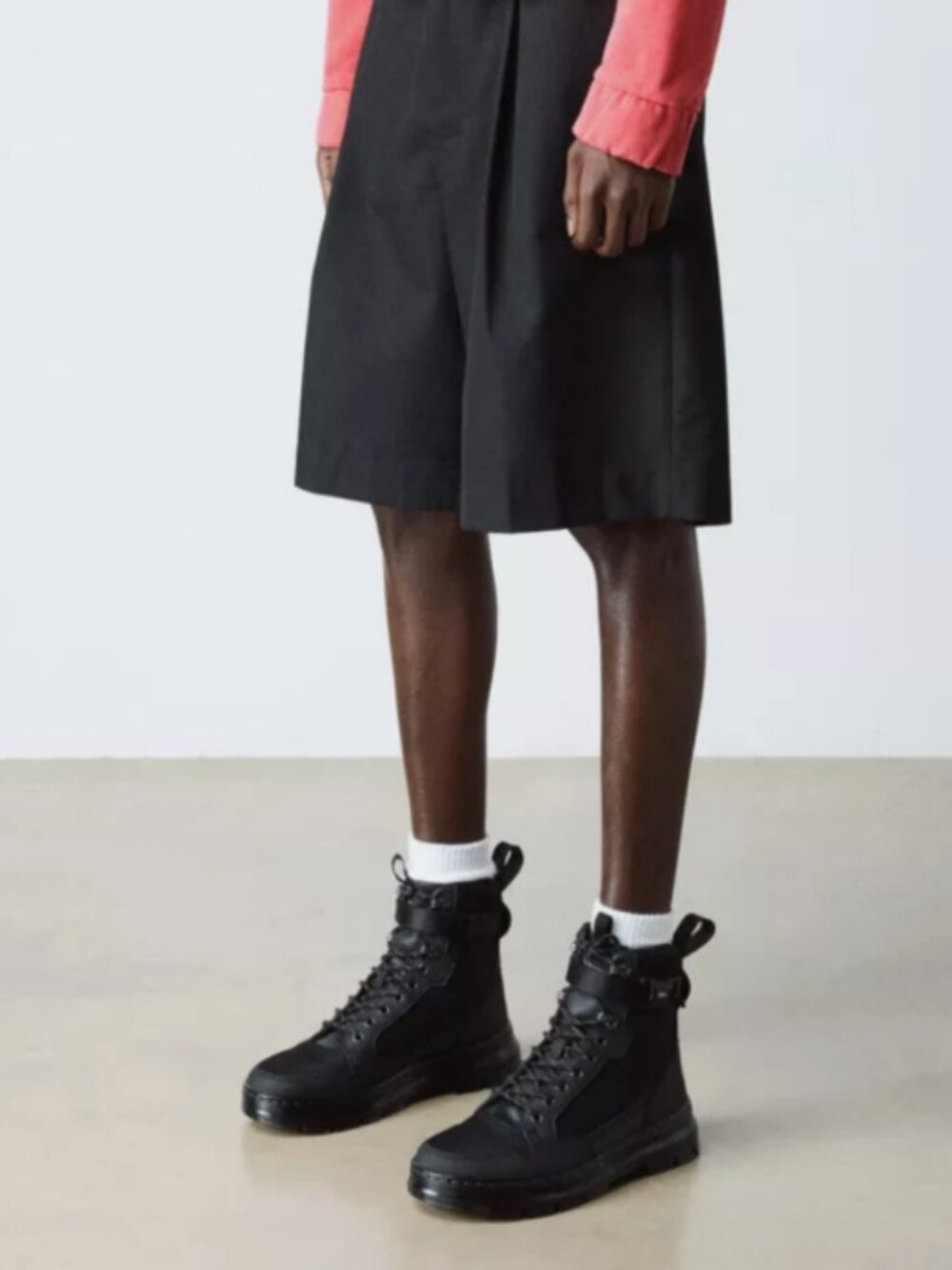 Black ~ DR. MARTENS COMBS TECH MK.02 BOOT MEN MSRP$160